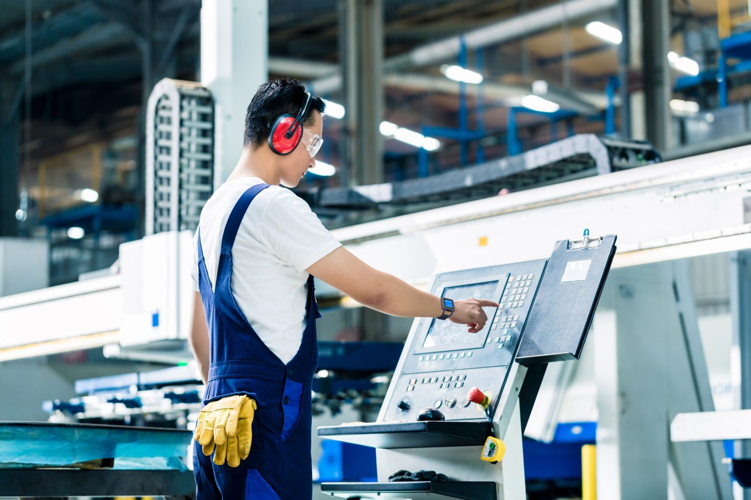 Utilisations courantes des machines à coller les dossiers des boîtes dans les ménages et les ateliers